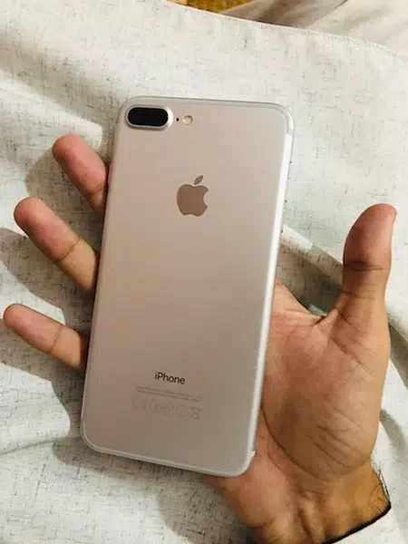 Iphone 7plus. PTA Approved. 10/10
